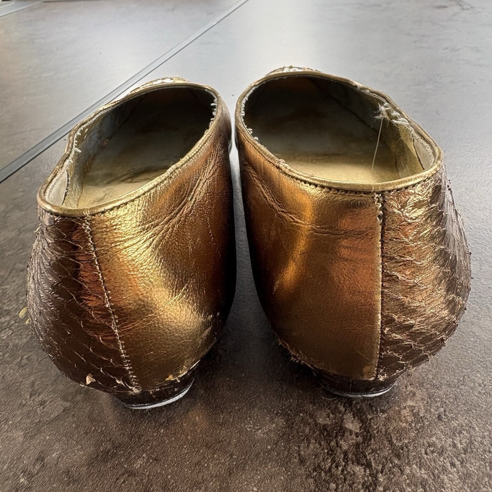 VTG J. Renee Gold Snake Embossed Pointed Toe Flats Metallic Dress Shoes 9M - Picture 2 of 8